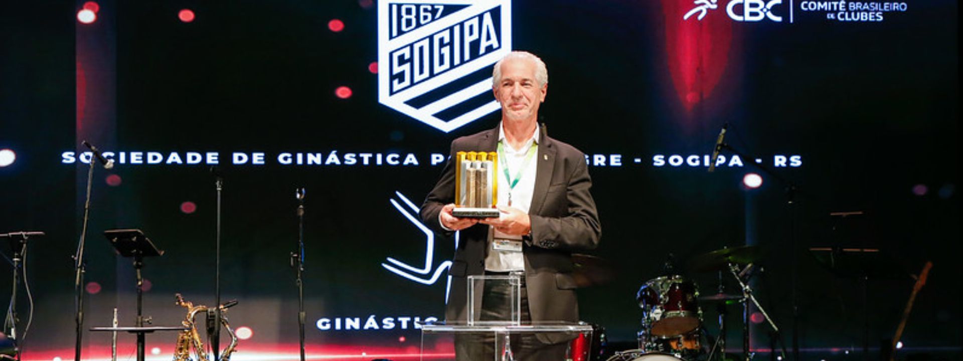 Em grande cerimônia SOGIPA-RS recebe o Troféu Prêmio Clube Formador – Ginástica Ritmíca